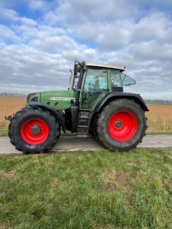 Fendt Vario 820