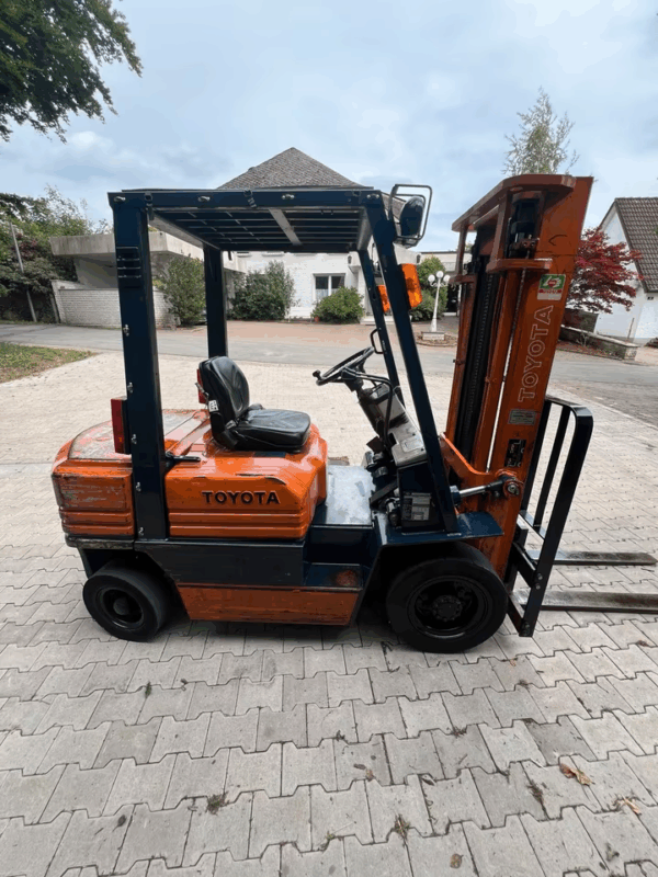 Toyota Gabelstapler 02-5FD25