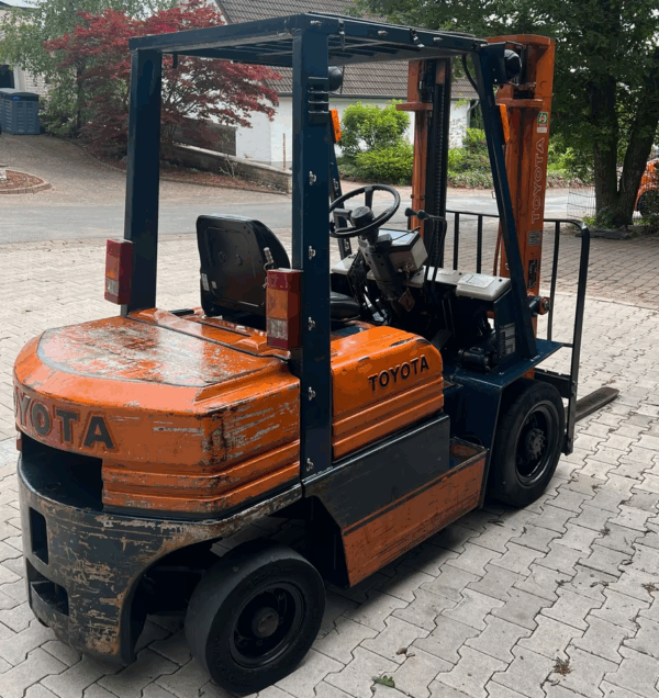 Toyota Gabelstapler 02-5FD25