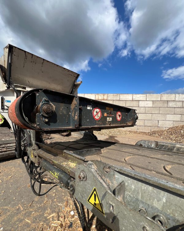 LindnerUrraco95IndustryShredder(18) Lindner Urraco 95