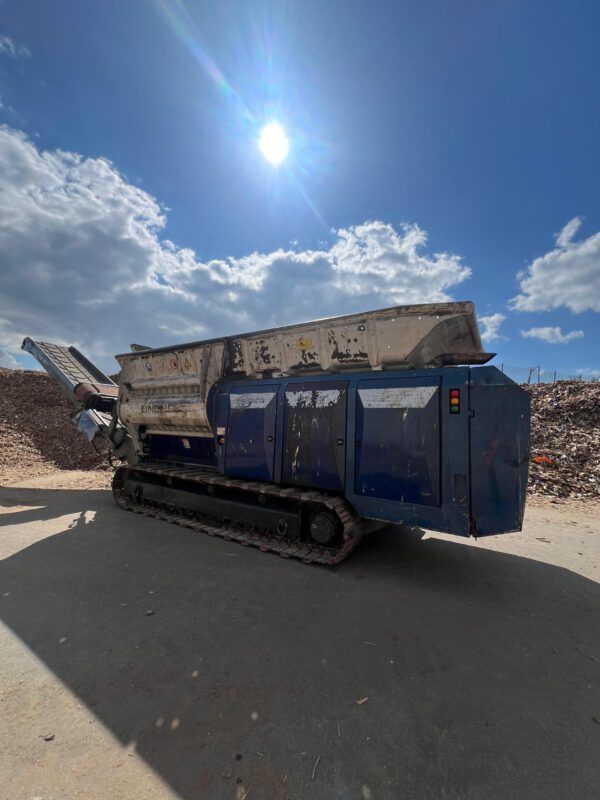 LindnerUrraco95IndustryShredder(4) Lindner Urraco 95