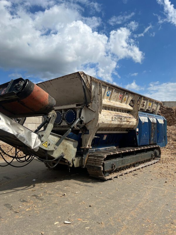 LindnerUrraco95IndustryShredder(7) Lindner Urraco 95
