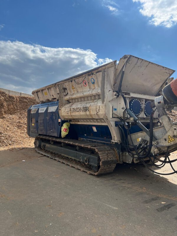 LindnerUrraco95IndustryShredder(8) Lindner Urraco 95