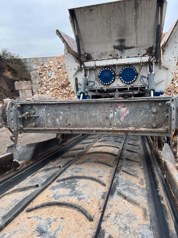 Lindner Urraco 75 DK4