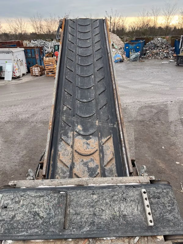 Lindner Urraco 75 DK4