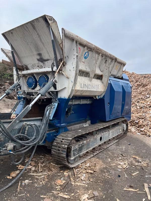 Lindner Urraco 75 DK4