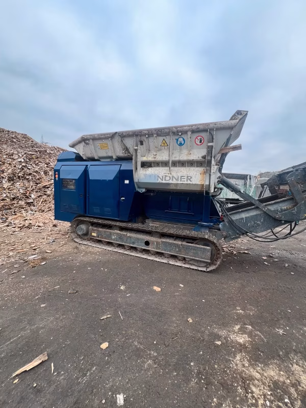 Lindner Urraco 75 DK4