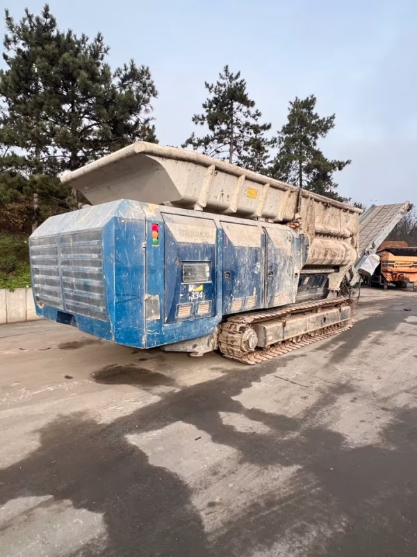 LindnerUrraco95DK(4) Lindner Urraco 95 DK