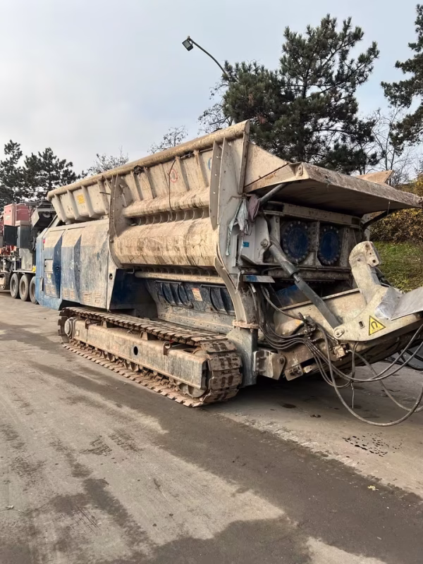 LindnerUrraco95DK(7) Lindner Urraco 95 DK