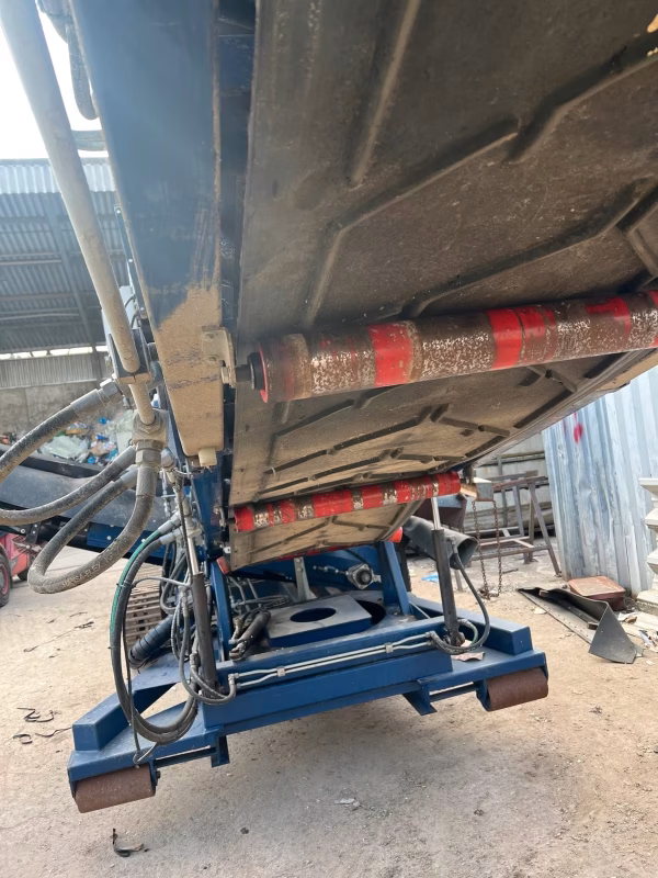 Backers 2HTA Sternsiebanlage / Lindner ZetaStar 75